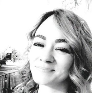 Meet your Posher, Lacy